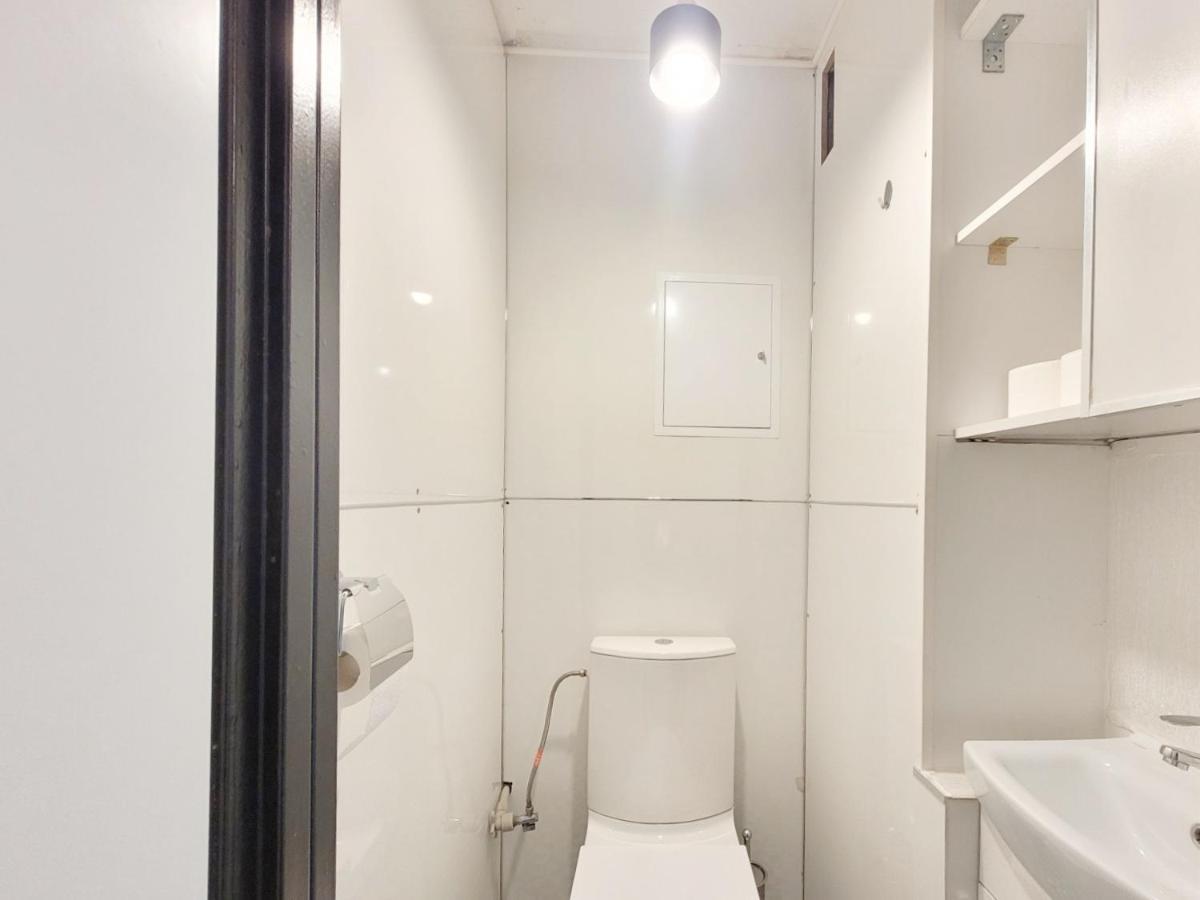 Pomorska Rooms Лодзь Экстерьер фото